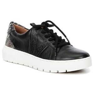 EUC - Vionic Simasa Stingray Snake Print Sneakers - Size 9.5